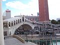 Most Rialto Bridge na terenie The Venetian