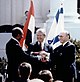 Потрійне рукостискання Садата, Картера і Бегіна в Білому домі (Вашингтон) після підписання Ізраїльсько-Єгипетського мирного договору