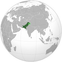 Area controlled by Pakistan shown in dark green; claimed but uncontrolled region shown in light green