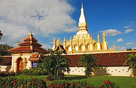 Тат-Луанг у В'єнтьяні — національний символ Лаосу