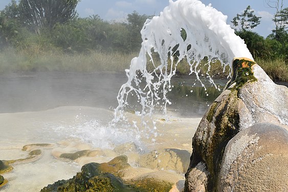 A clear view of the female hot springs Photograph: Fiktube