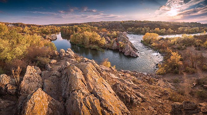 Panorama of "Integral" of the Southern Bug River in the Buzk's Gard National Nature Park in Mykolaiv Oblast (Southern Ukraine). Photograph: Vian