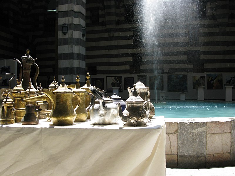 File:Syria, Damascus, Dallah, Arabic teapots 2.jpg