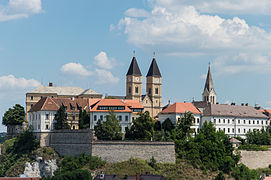A Veszprém belvárosában található várnegyed épületei