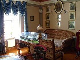 Չայկովսկու գրասեղանը տուն-թանգարանում