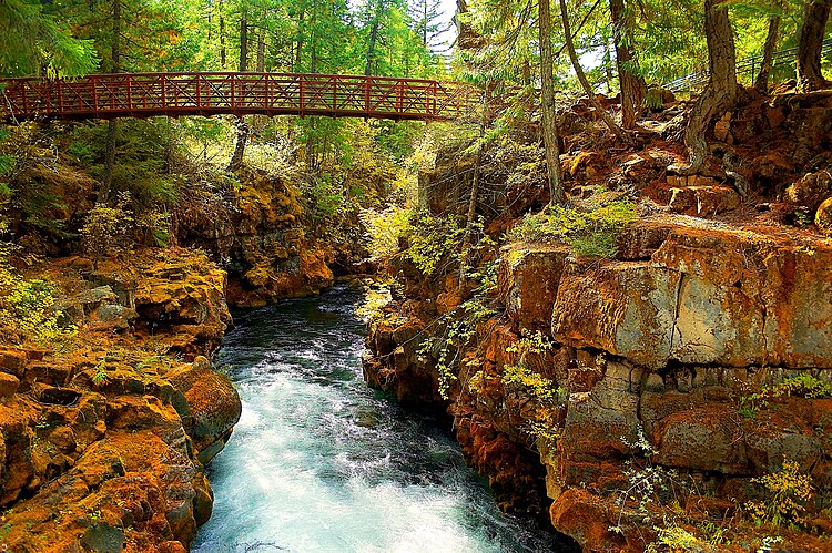 Река Роуг в штате Орегон, США