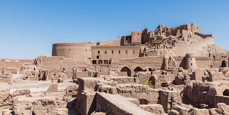 Арг-е Бам — персидская крепость из самана, крупнейшая в мире глинобитная постройка