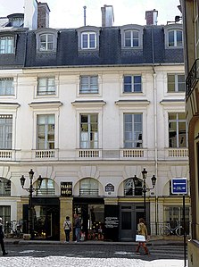 Colette's town house entrance at 9 rue de Beaujolais