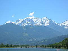 Монблан в Альпах - це найвища вершина ЄС