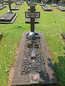 Makam Johannes Latuharhary di Taman Makam Pahlawan Nasional Utama Kalibata
