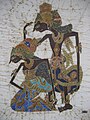 Lukisan Batik menggambarkan tokoh wayang Rama dan Sinta