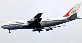 HL7442, le Boeing 747 impliqué dans l'incident, photographié en juillet 1980.