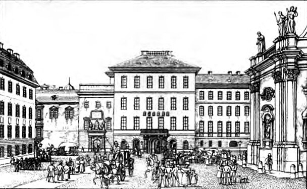 Das Georgenschloss Finanzhaus (Fürstenbergsches Haus, 1897 abgebrochen, an seiner Stelle seit 1900 das Ständehaus im Bau). Das Georgenschloss nach dem 1833–1834 erfolgten Aufbau des dritten Obergeschosses (1899–1901 umgebaut). Katholische Hofkirche.