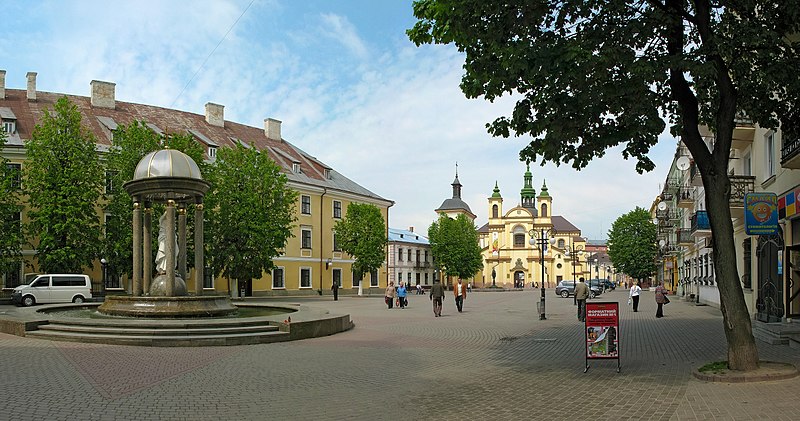 File:Майдан Шептицького - Sheptytski square - panoramio.jpg