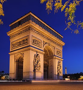 夜のエトワール凱旋門、パリ・シャルル・ド・ゴール広場にて 原作：Benh LIEU SONG