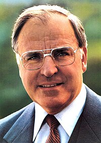 Helmut Kohl, Almanya'nın yeniden birleşmesi sırasında makamını elinde tutuyordu.
