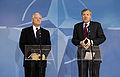 Robert Gates, left, and NATO Secretary General Jaap de Hoop Scheffer 2007