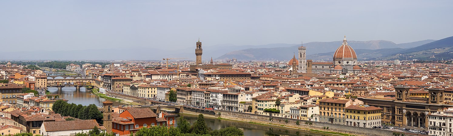 Vesta panoramica sur Firenze dal Piazzale Michelangelo