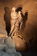 Madonna col Bambino, di Jean-Baptiste Pigalle