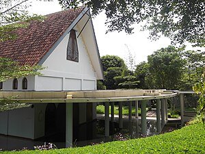Gereja Pertapaan Rawaseneng, terlihat dari akses masuk kompleks pertapaan di sisi kiri gereja.