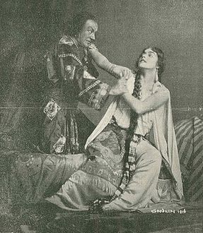 Kolthoff med Ivan Hedqvist i pjäsen Judith på Dramaten 1916.
