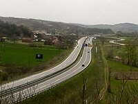 La Voie Rapide 24 avec 2 x 2 voies près de la Gradac (avril 2018).