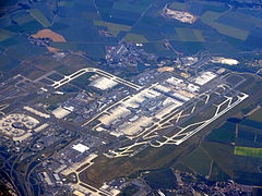 Aeroporto de Paris-Charles de Gaulle, em Paris, um dos mais movimentados do mundo.