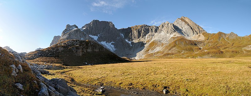 File:Madloch Panorama.jpg