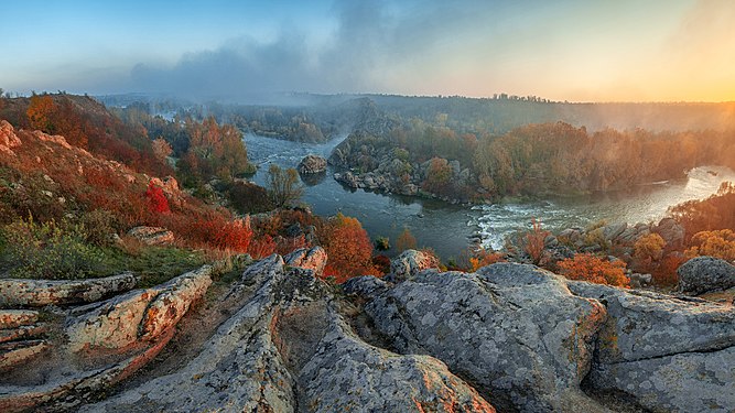 Granite-steppe lands of Buh in Mykolaiv Oblast (Southern Ukraine). Photograph: Viktoriia Rogovenko