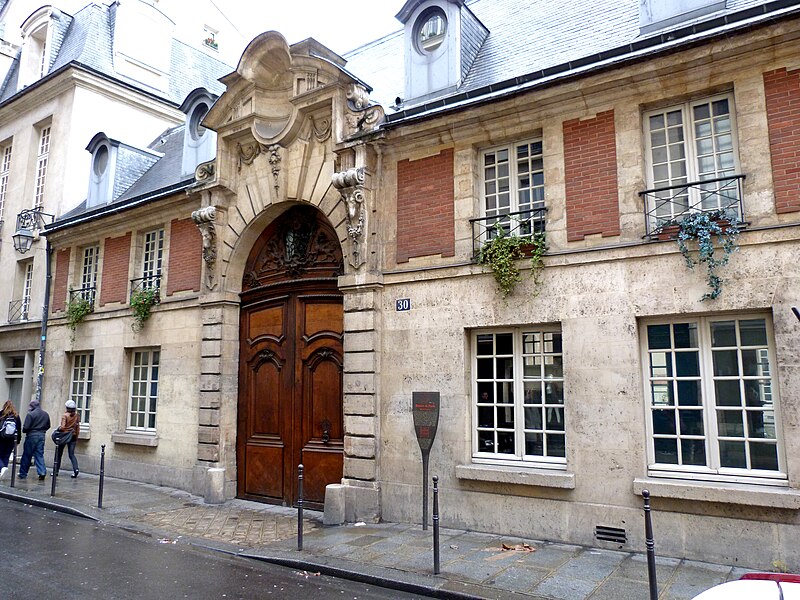 File:Hôtel d'Alméras Paris 4e.jpg