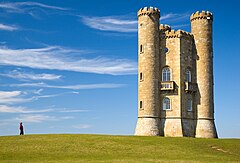First place: Broadway Tower in Cotswolds, England. Newton2 (CC-BY-2.5)