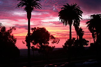 Залазак сунца у Санта Моници, Калифорнија.