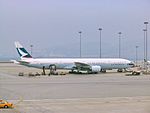 캐세이퍼시픽 항공의 보잉 777-300