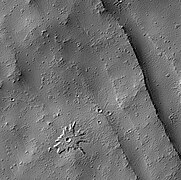 高分辨率成像科学设备显示的比布利斯火山口底座形陨石坑。