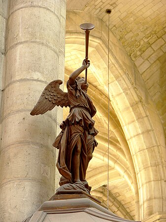 Angel in Meaux Cathedral