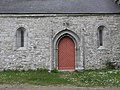 Poullan-sur-Mer : chapelle Notre-Dame de Kerinec, première porte méridionale.