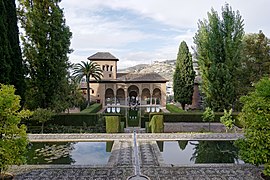 The pool of the El Partal Palace