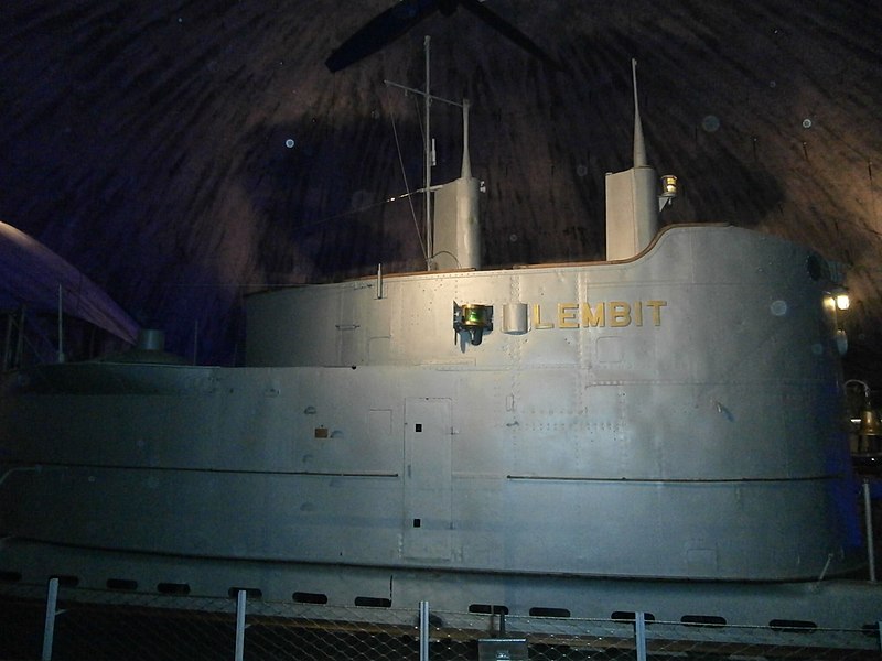 File:Lembit Submarine Sail Starboard Side Estonian Maritime Museum Lennusadam Tallinn 20 May 2017.jpg