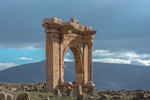 Diana Veteranorum Arc (Ancient Roman archaeological sites in Algeria)