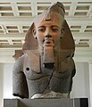 ラムセス2世像、テーベ出土、エジプト第19王朝、紀元前1270年頃