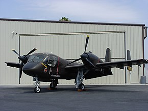 米カリフォルニア州チノにあるプレーンズ オブ フェイムに動態展示されるOV-1 Mohawk