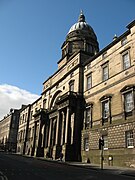 Old College Edimburgo, cúpula añadida más tarde