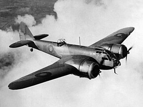 飛行するブレニム Mk.I L1295号機 (1938年撮影)