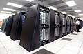 スーパーコンピュータを使い高速に計算させることは、スーパーコンピューティングであり、並列コンピューティング。