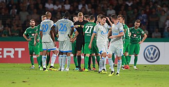 2018-08-17 1. FC Schweinfurt 05 vs. FC Schalke 04 (DFB-Pokal) by Sandro Halank–609.jpg