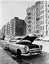 Demonterad och länsad bil på Macombs Road i Morris Heights, Bronx, New York, i mitten på 1960-talet.