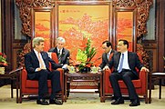 Februar 2014: Li møter USAs utenriksminister John Kerry.