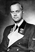 Alfred Rosenberg, ideòleg principal del nazisme, Reichsleiter entre 1933 i 1945 i ministre per als Territoris ocupats de l'Est entre 1941 i 1945.