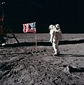 Aldrin ve ABD bayrağı, Ay yüzeyinde