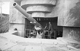 Tysk kanonstilling ved kysten Foto: Deutsches Bundesarchiv